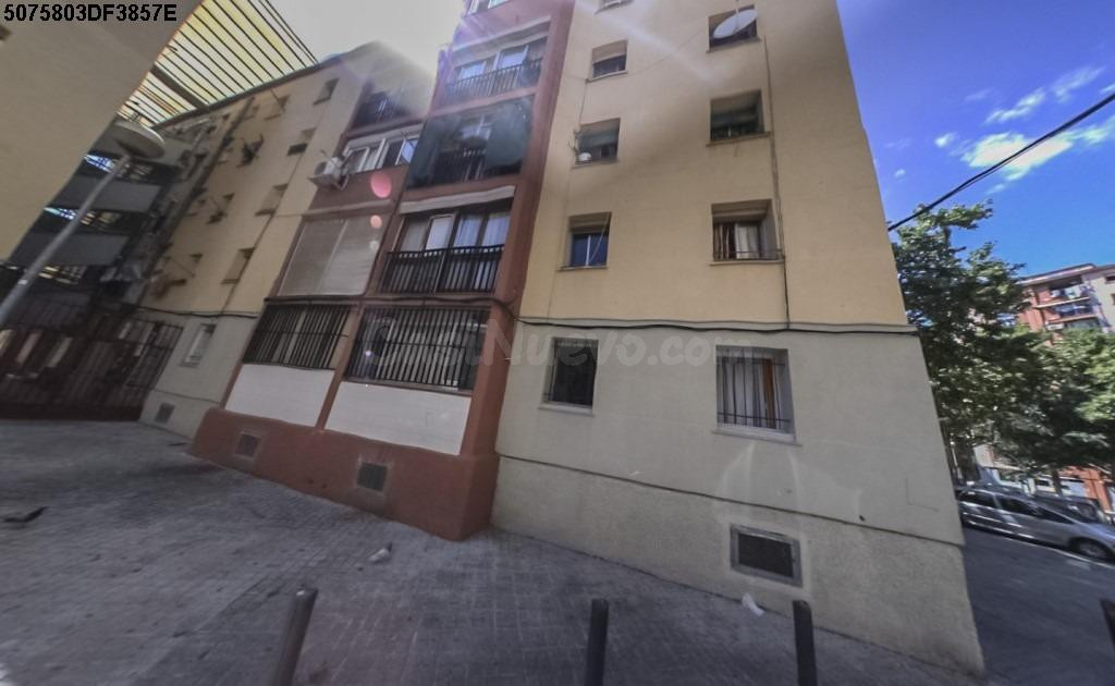 Se vende Piso OKUPADO en Avenida Maresme 159 de Badalona, Ba - foto 4