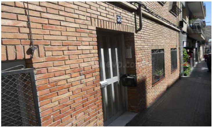 Se vende Piso OKUPADO en Calle Rossello 36 Sant Boi de Llobr - foto 3