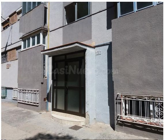 Se vende Piso OKUPADO en Calle Agudes 130 Barcelona, (Barcel - foto 3