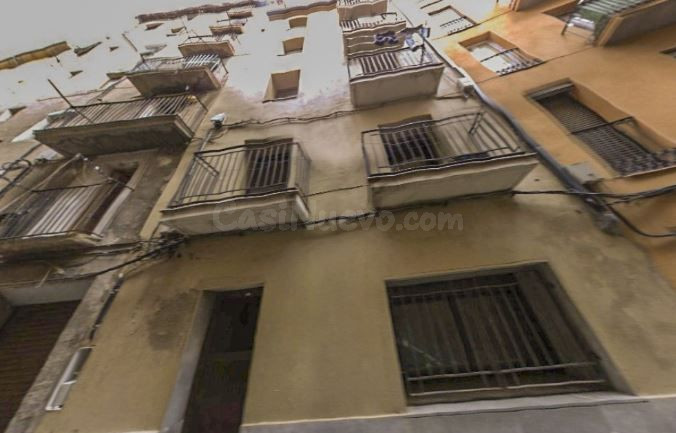 Se vende Piso OKUPADO en Calle Galceran Andreu 5 Manresa, (Barcelona).