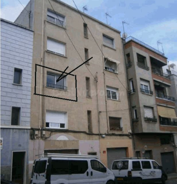 Se vende Piso OKUPADO en Calle Germa Joaquim 133 Terrassa, ( - foto 2