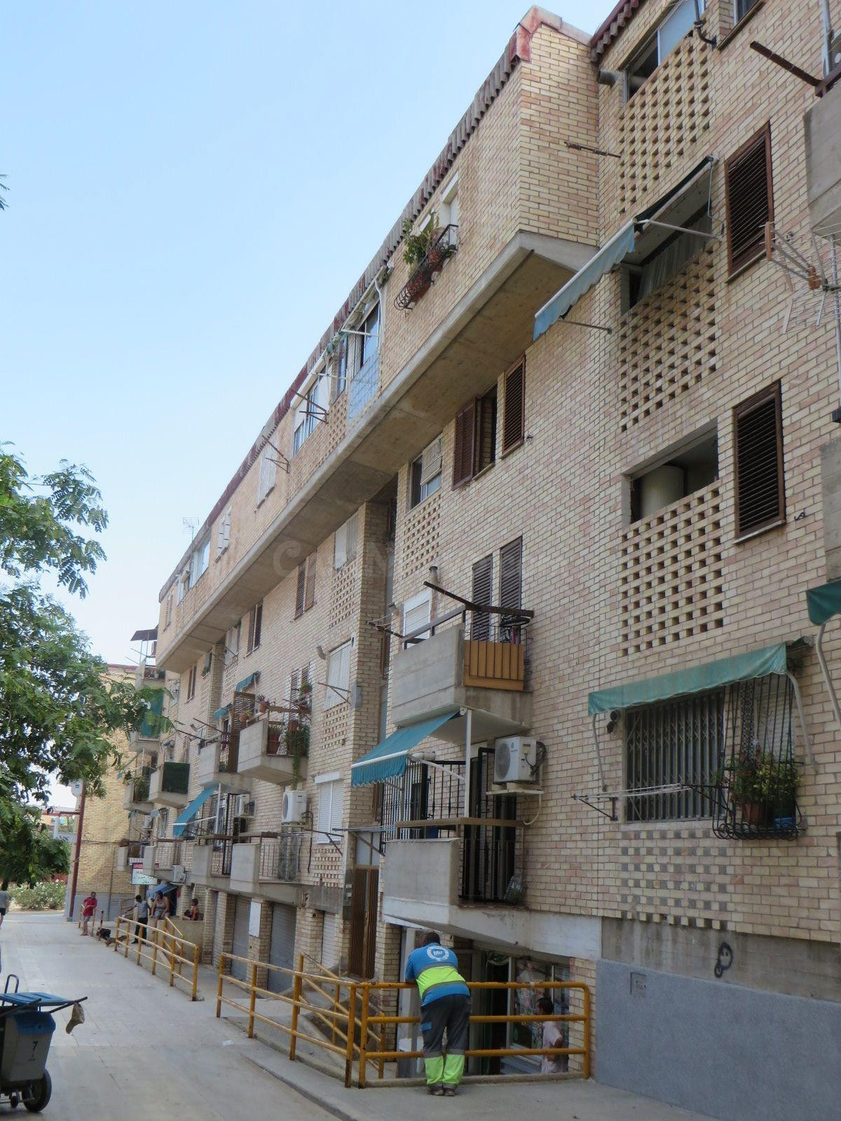 Se vende Piso OKUPADO en Paseo Cactus 5 Murcia, (Murcia). - foto 4