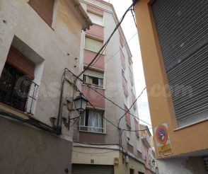 Se vende Piso OKUPADO en Calle Nueva 5 Cieza, (Murcia).