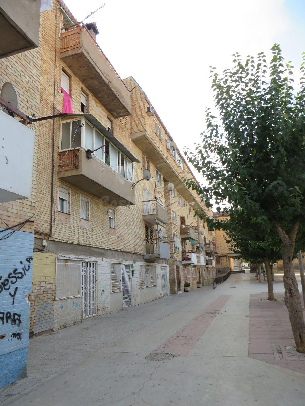 Se vende Piso OKUPADO en Paseo Acacias 7, Murcia. - foto 4