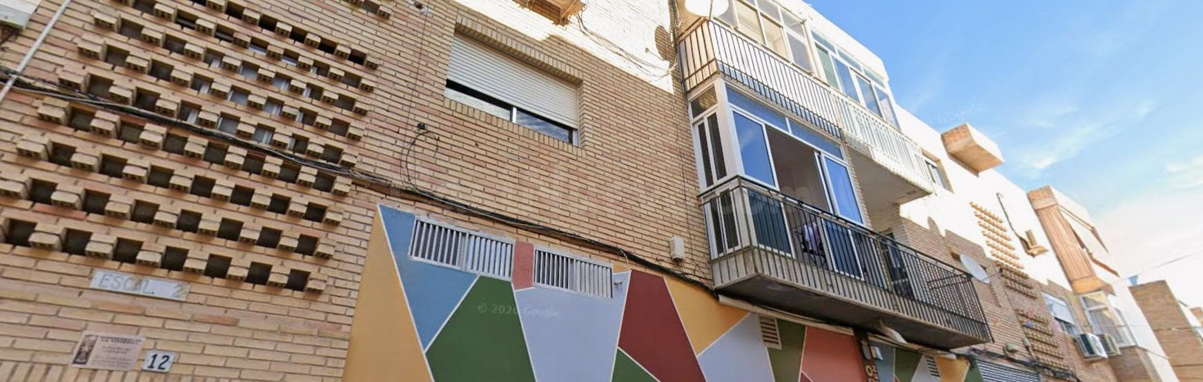 Se vende Piso OKUPADO en Calle Cieza 12 Torres de Cotillas, (Las) (Murcia).