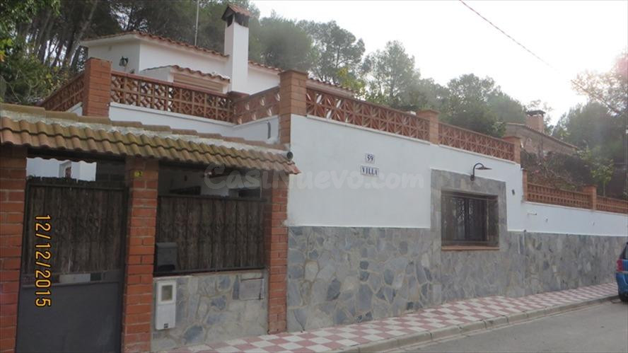 Se vende Casa OKUPADA en Calle Santiago Rusiol 59 Esparregue - foto 4