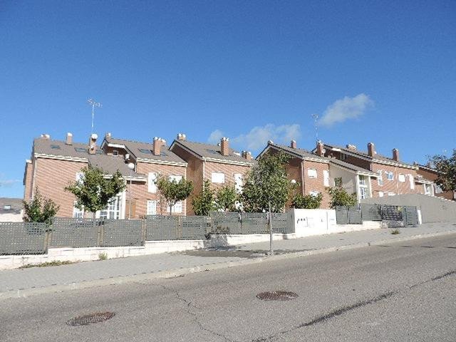 Se vende Piso ALQUILADO en Avenida DE LOS DERECHOS HUMANOS 4