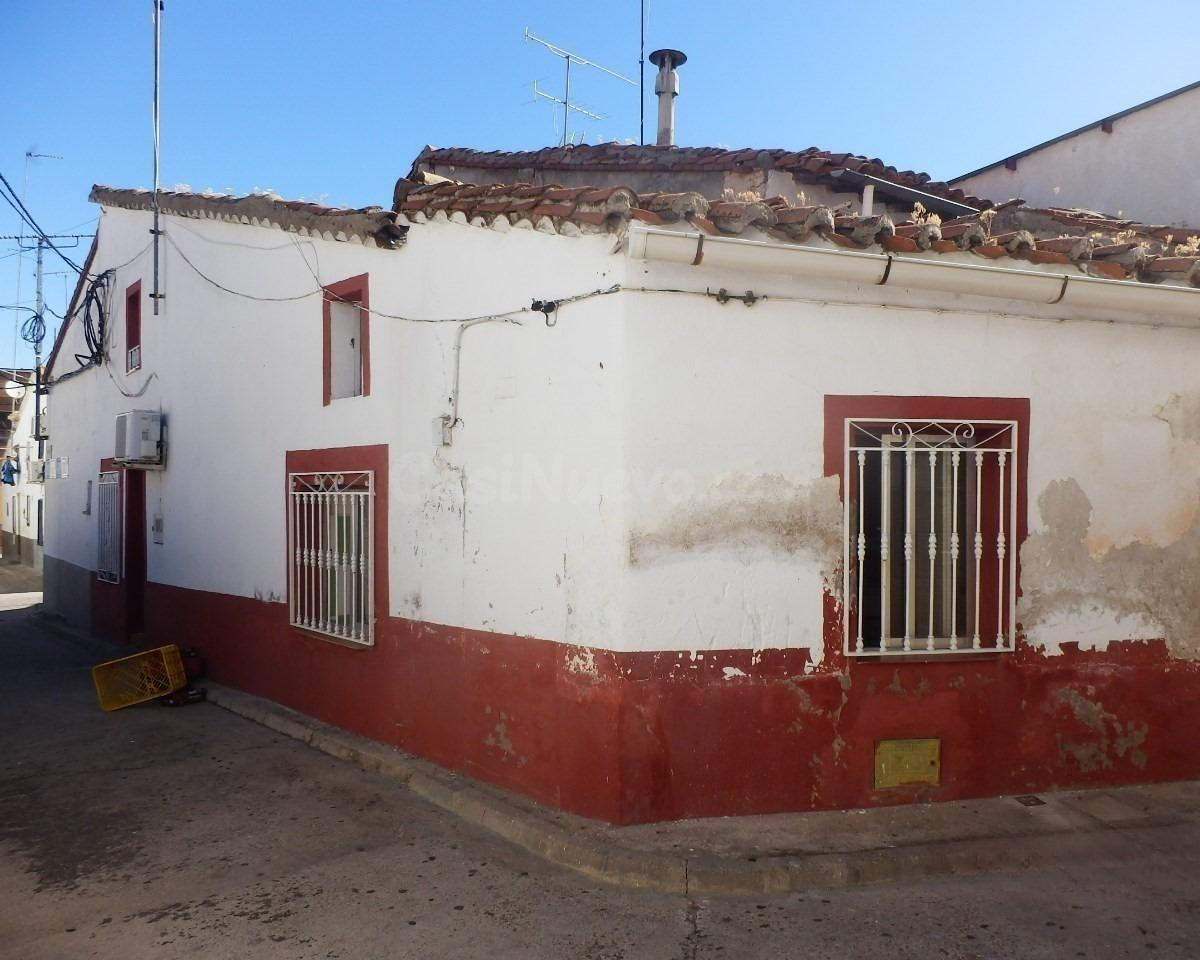 Se vende Casa ALQUILADA en Travesía Murillo 3 Navalmoral de  - foto 2