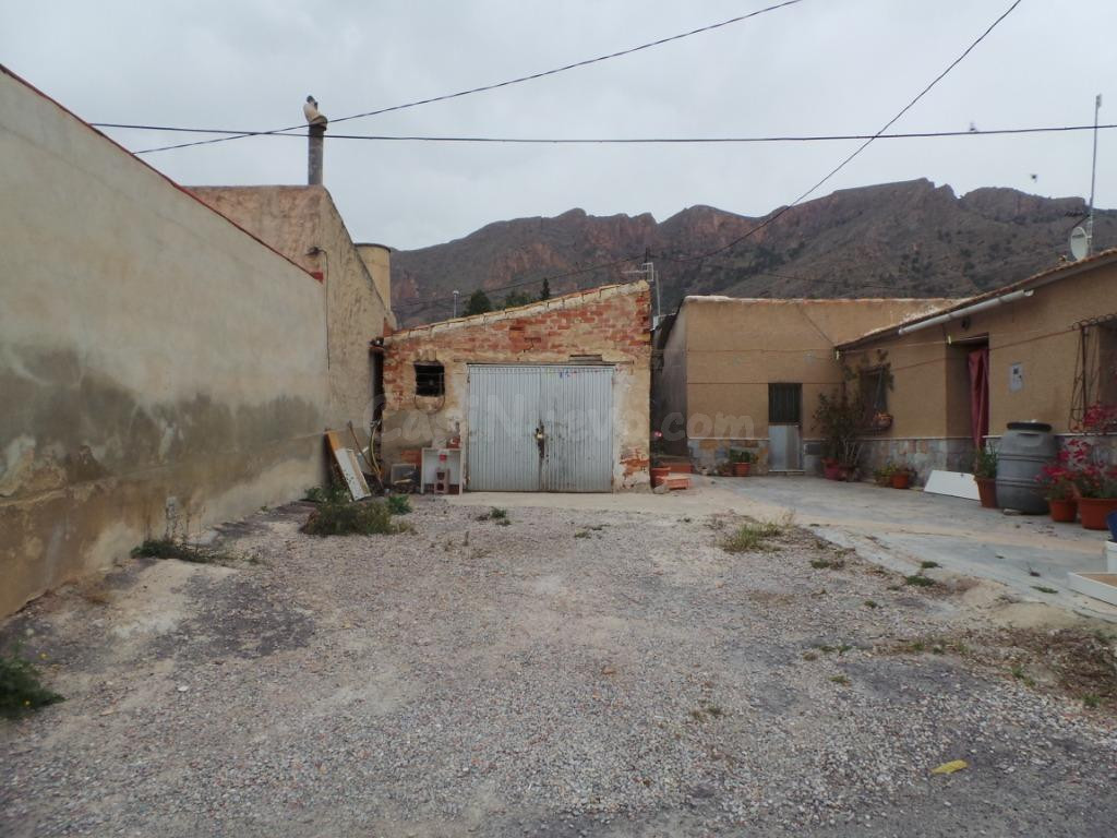 Se vende Casa ALQUILADA en PISO VIVIENDA TERMINADA, CL, OLIVO (LA MURADA), 00009, ORIHU Orihuela.