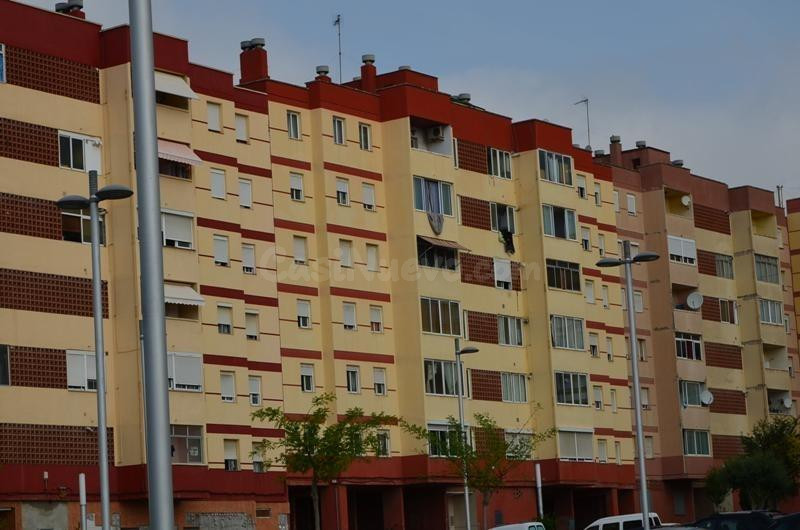 Se vende piso ALQUILADO en EX VPO PISO C/ RIU LLOBREGAT, 18 - BL10 - ESC6 - 4º D (TARRA Tarragona, (Tarragona).