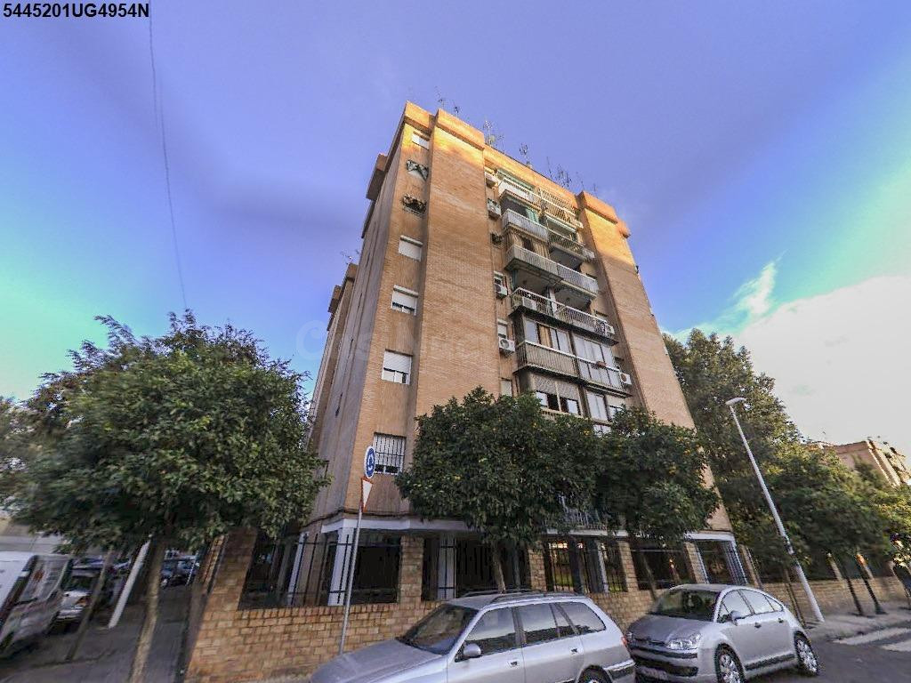 Se vende Piso ALQUILADO en Calle Francisco Pizarro 12 Córdoba, (Córdoba).