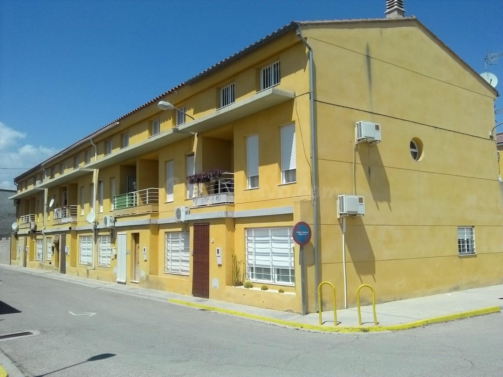 Se vende Casa ALQUILADA en Calle Diputacio 6 Alcàntera de Xúquer, (Valencia/València).
