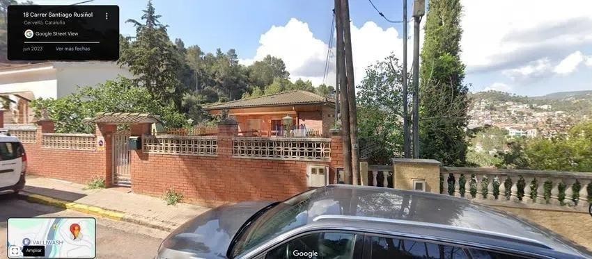 SE VENDE CASA OKUPADA en Calle Santiago Rusiñol Cervelló (Ba - foto 4