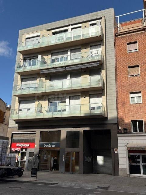 Se vende piso + 2 garajes en Maragall de Barcelona, Barcelon