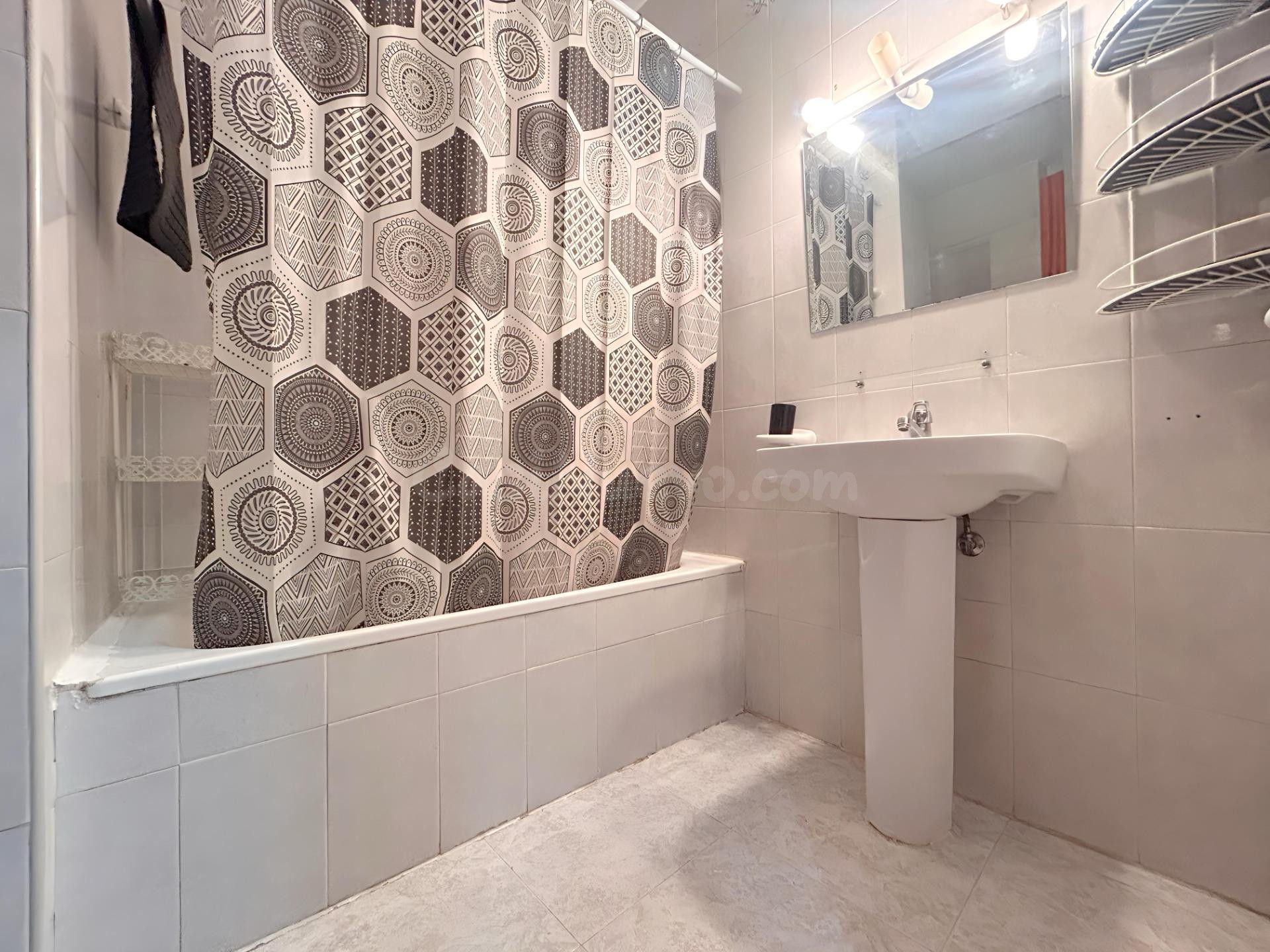 Acogedor Apartamento de una Habitación en Torrejon de Ardoz  - foto 5