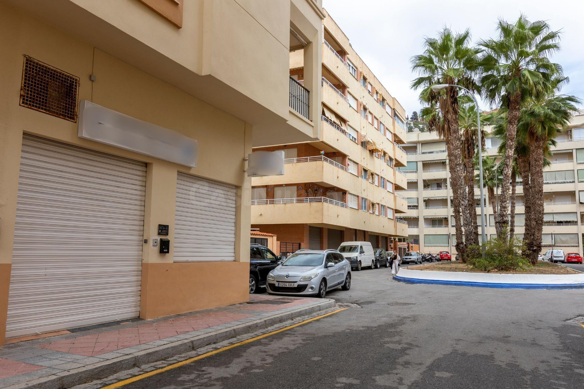 Local en venta en Almuñécar – Zona P4