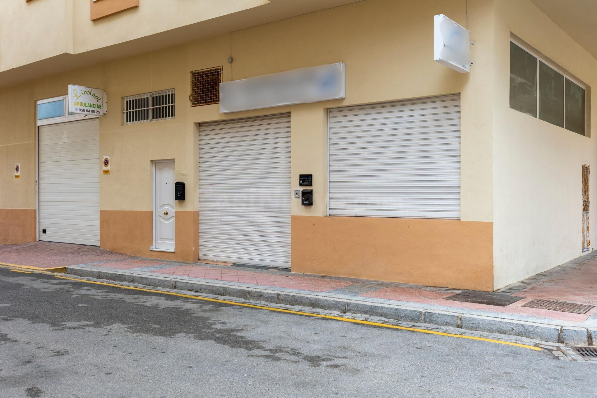 Local en venta en Almuñécar – Zona P4 - foto 2