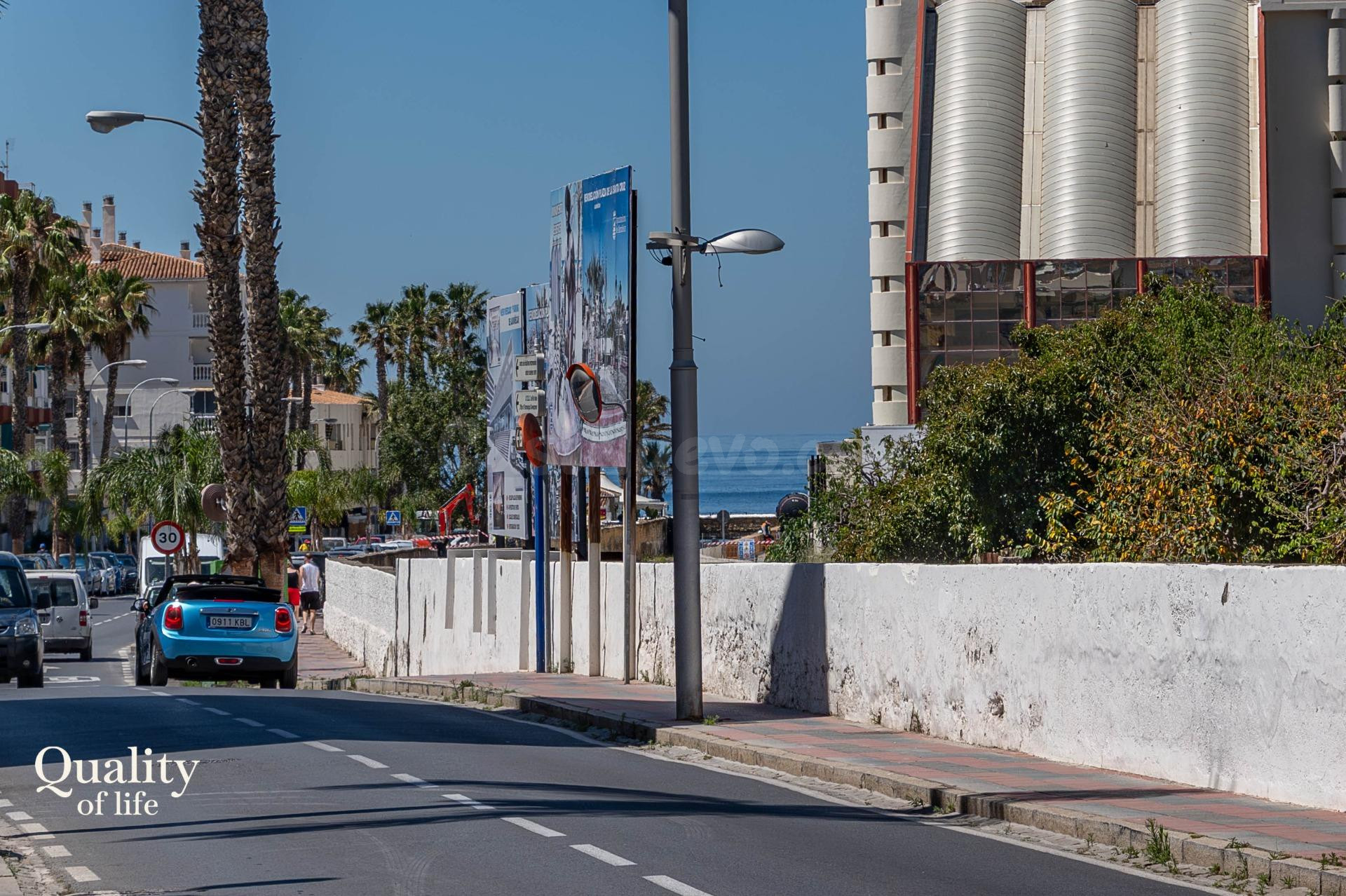Piso reformado de 3 dormitorios con terraza y parking en el  - foto 5