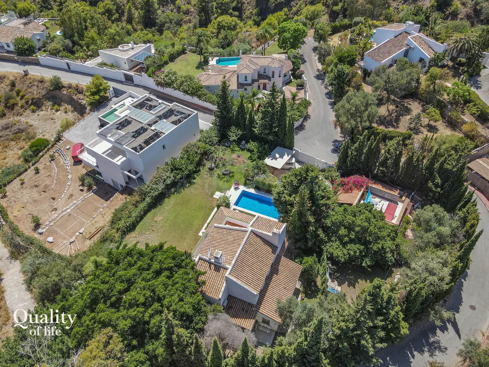 Villa independiente con vistas al mar y parcela de 1.500 m2  - foto 4