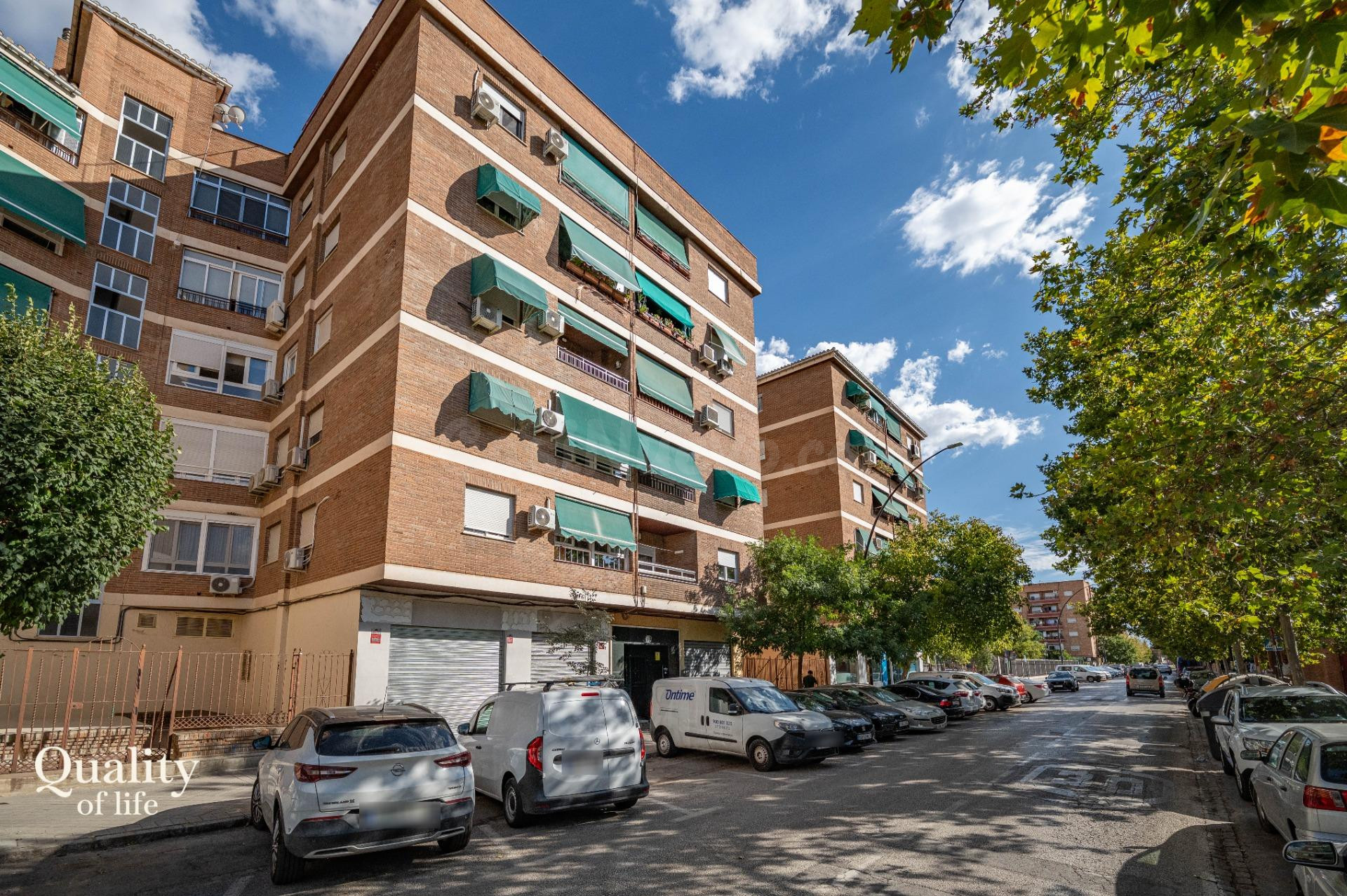 PISO EXTERIOR CON VISTAS A SIERRA NEVADA EN ZONA PARQUE LAGO - foto 2