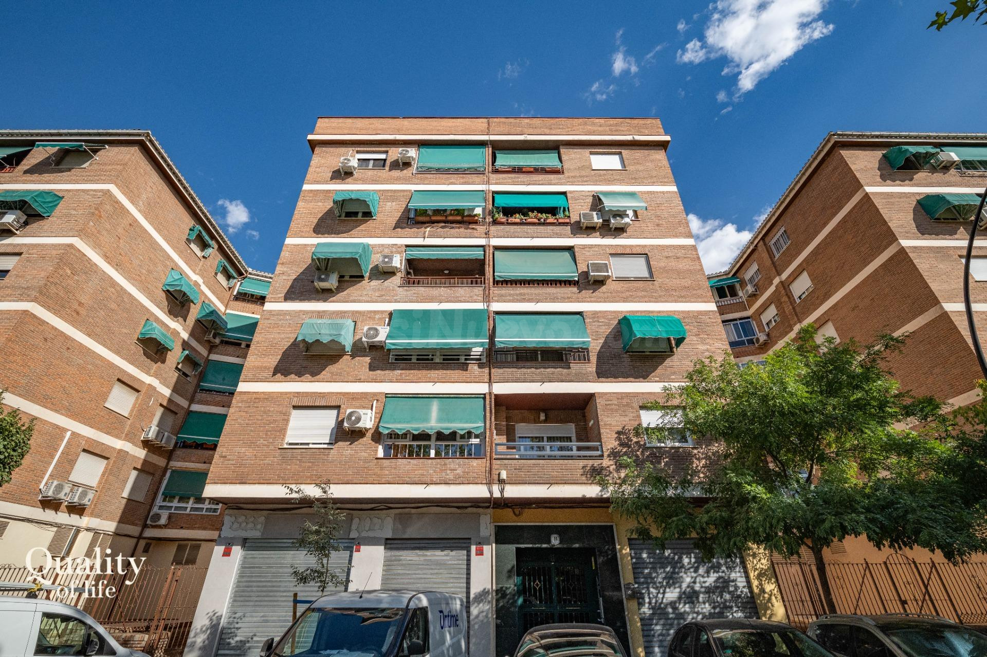PISO EXTERIOR CON VISTAS A SIERRA NEVADA EN ZONA PARQUE LAGO - foto 4