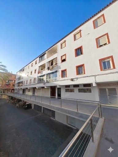 Moderno y acogedor apartamento en Magaluf, a tan solo 300 metros del mar