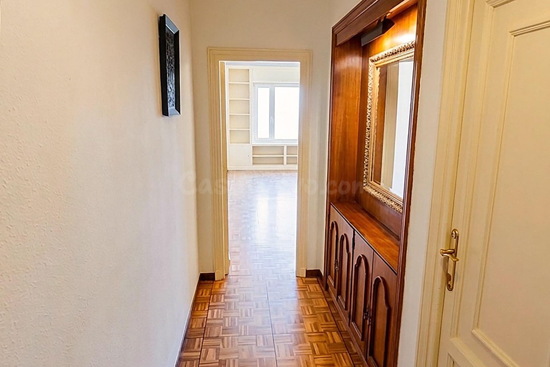 EXCELENTE PISO EXTERIOR EN VALLEHERMOSO, CHAMBERÍ (MADRID). - foto 4