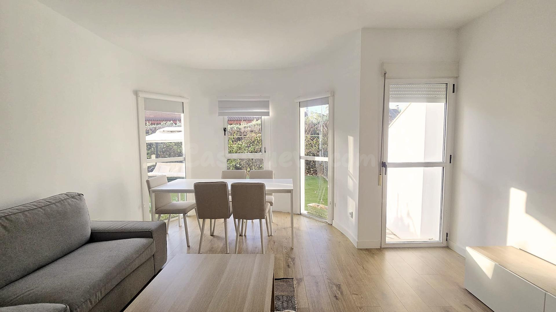 REFORMADAS habitaciones EN ALQUILER PARA ESTUDIANTES DE LA U - foto 4
