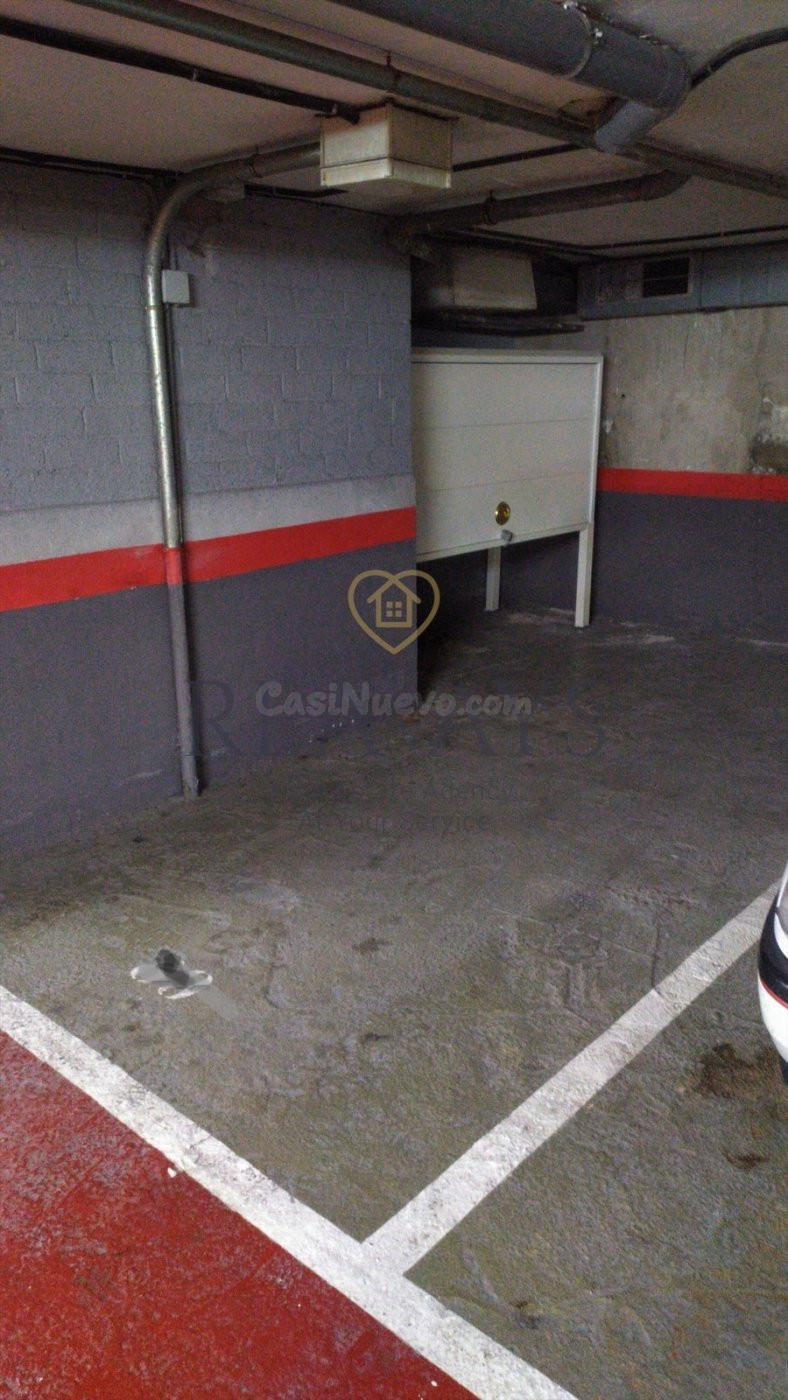 Plaza de garaje para coche grande con trastero anexo - Corne - foto 5