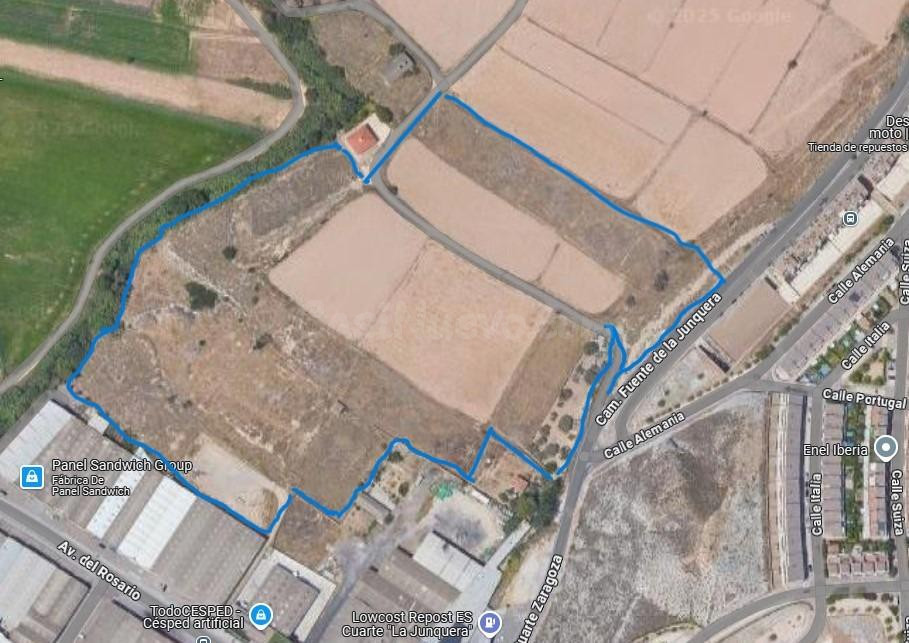 TERRENO INDUSTRIAL EN CUARTE DE HUERVA