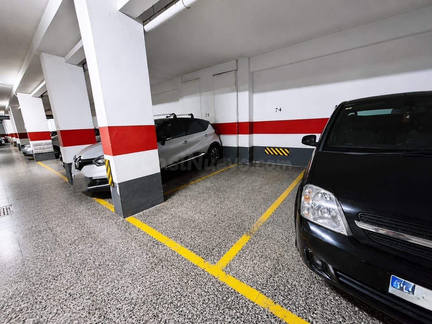 Plaza de garaje en Las Fuentes – Ideal para coche pequeño - foto 5