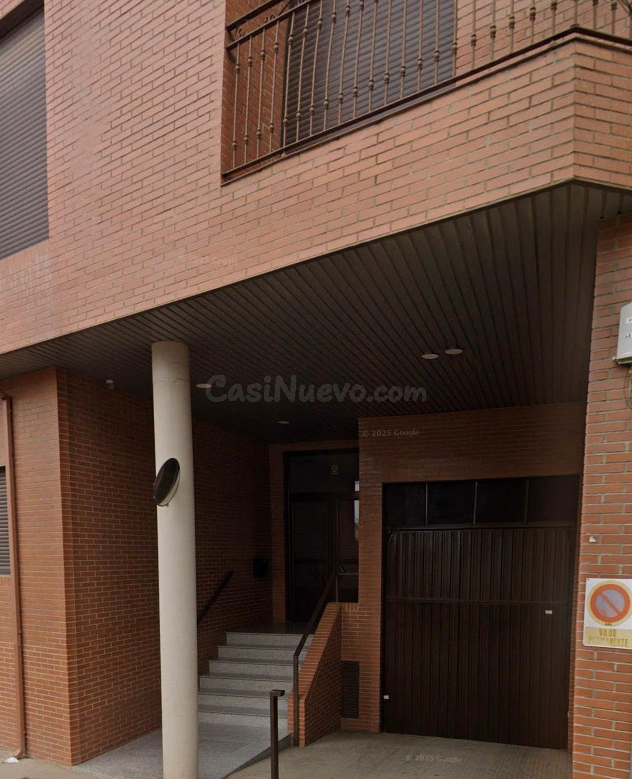 Piso coqueto con terraza en el centro de Pedrola