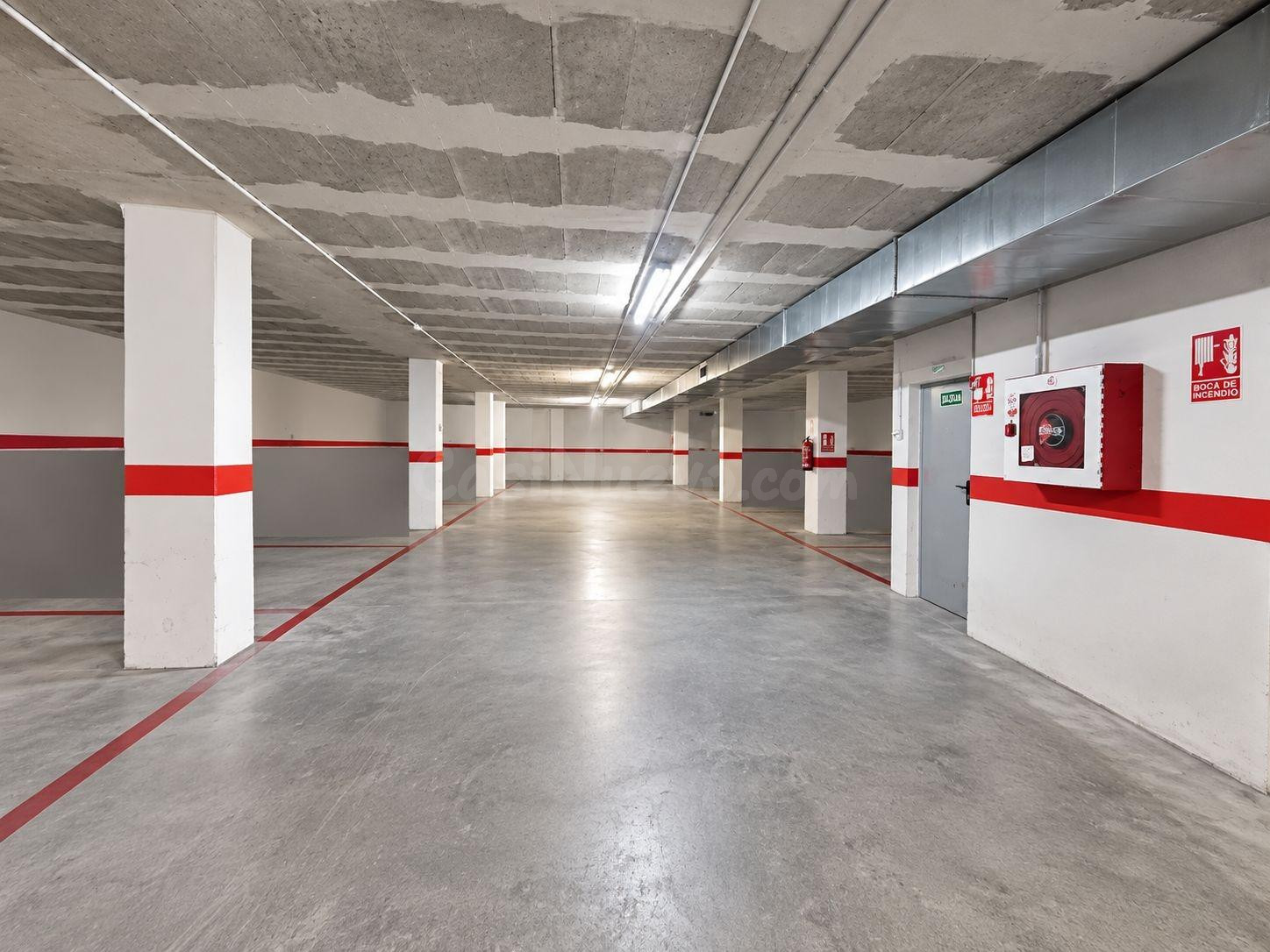 ¡PLAZA DE GARAJE + TRASTERO EN VALDESPARTERA! - foto 4