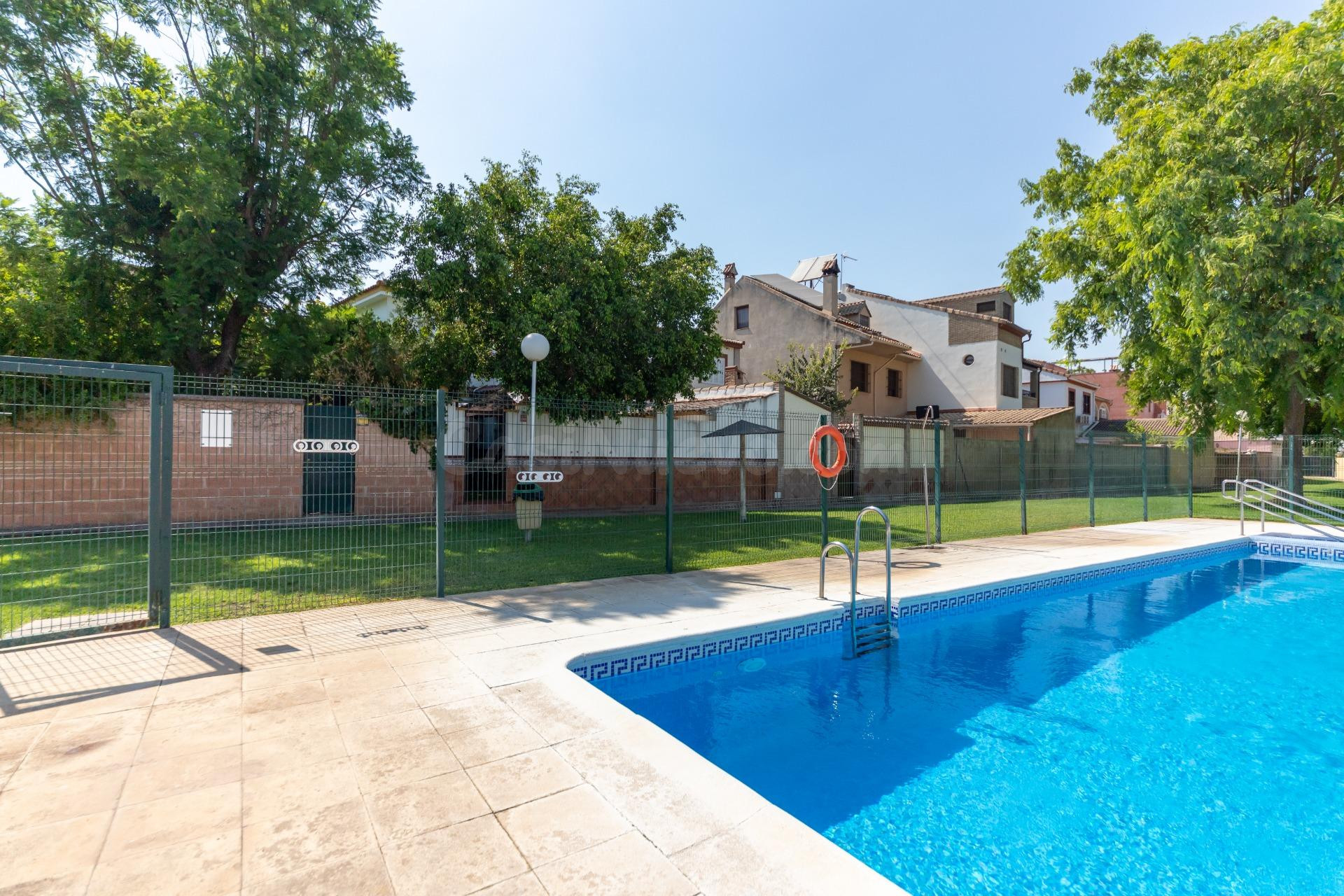 VIVIENDA PAREADA EN GELVES