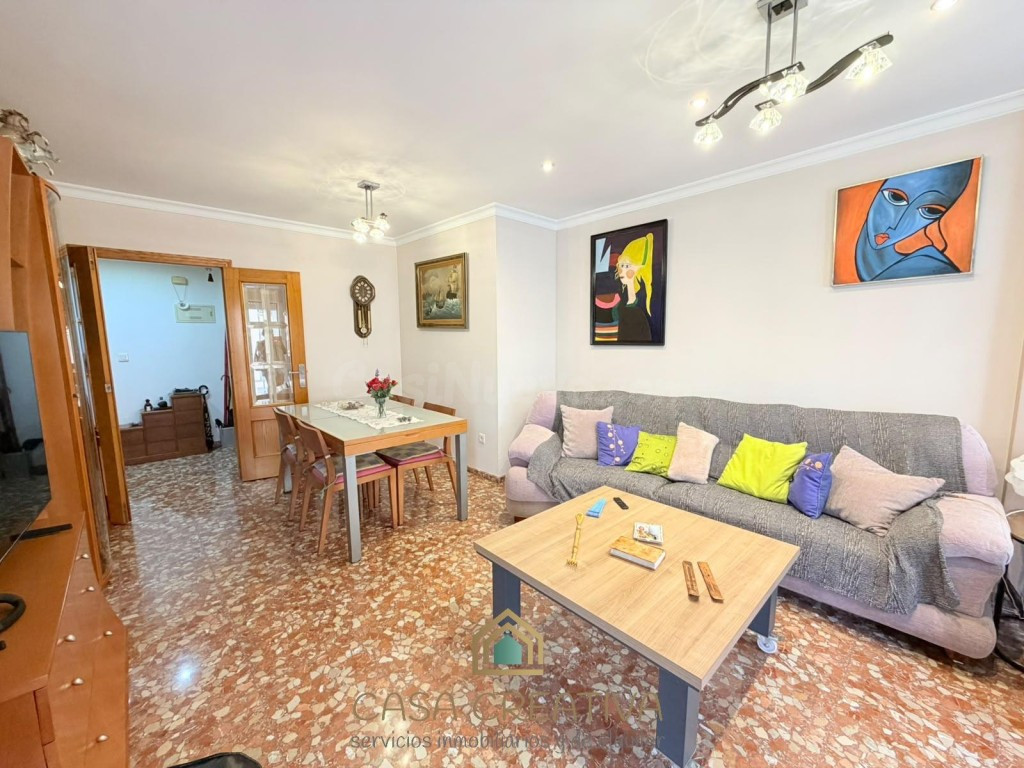 PISO EN VENTA EN OLIVA – 3 habitaciones, 2 BAÑOS, GARAJE Y TRASTERO – 178.000 €