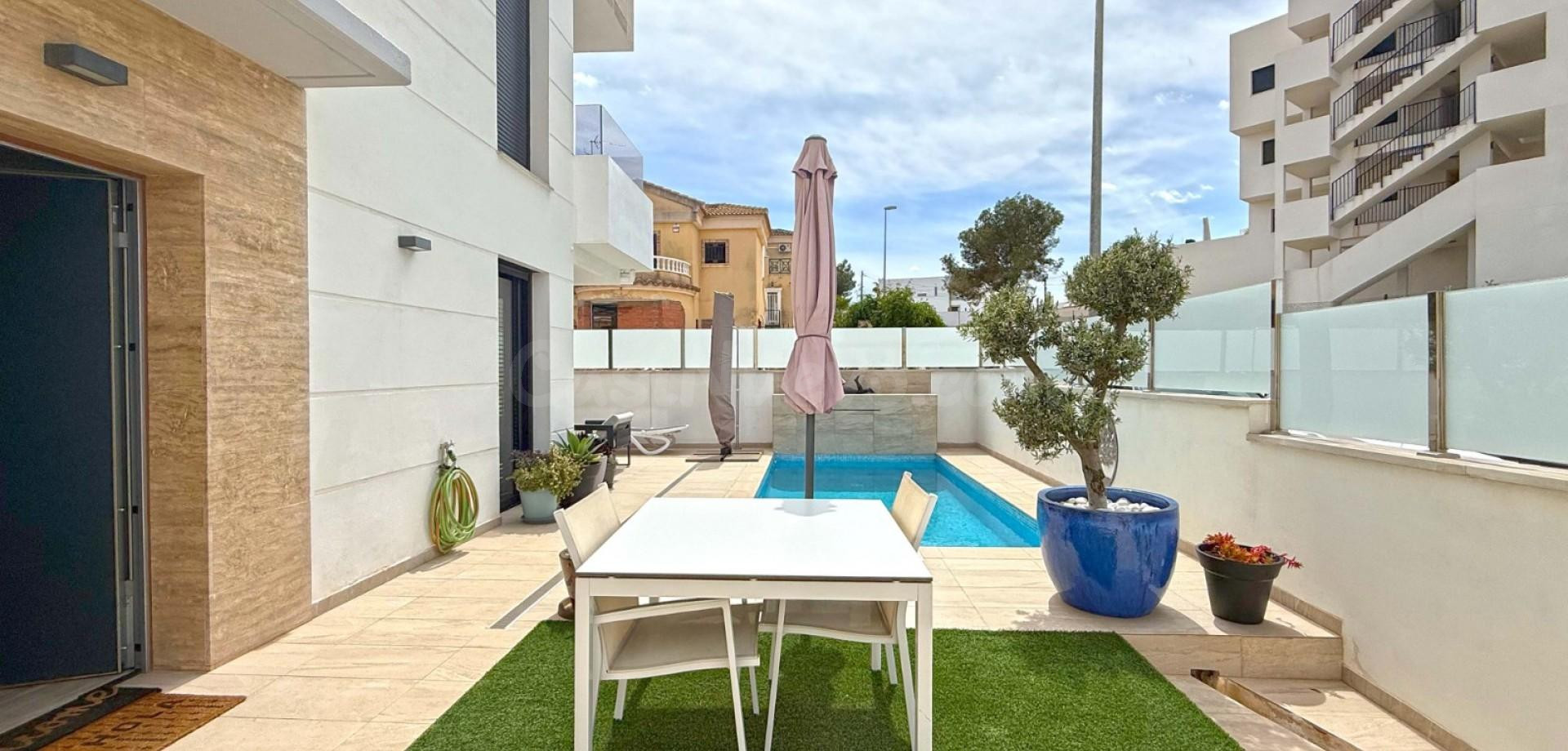 Chalet 3 habitaciones 190m² en venta - Lomas de Campoamor-La - foto 5