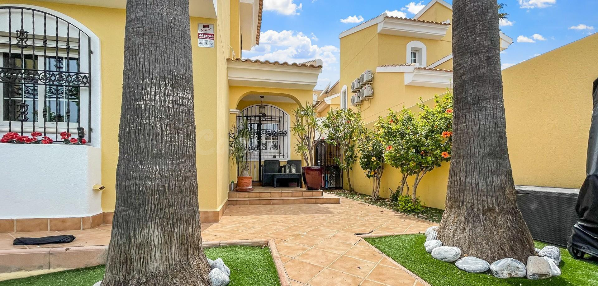 Chalet 3 habitaciones 140m² en venta - Lomas de Cabo Roig-Lo - foto 5