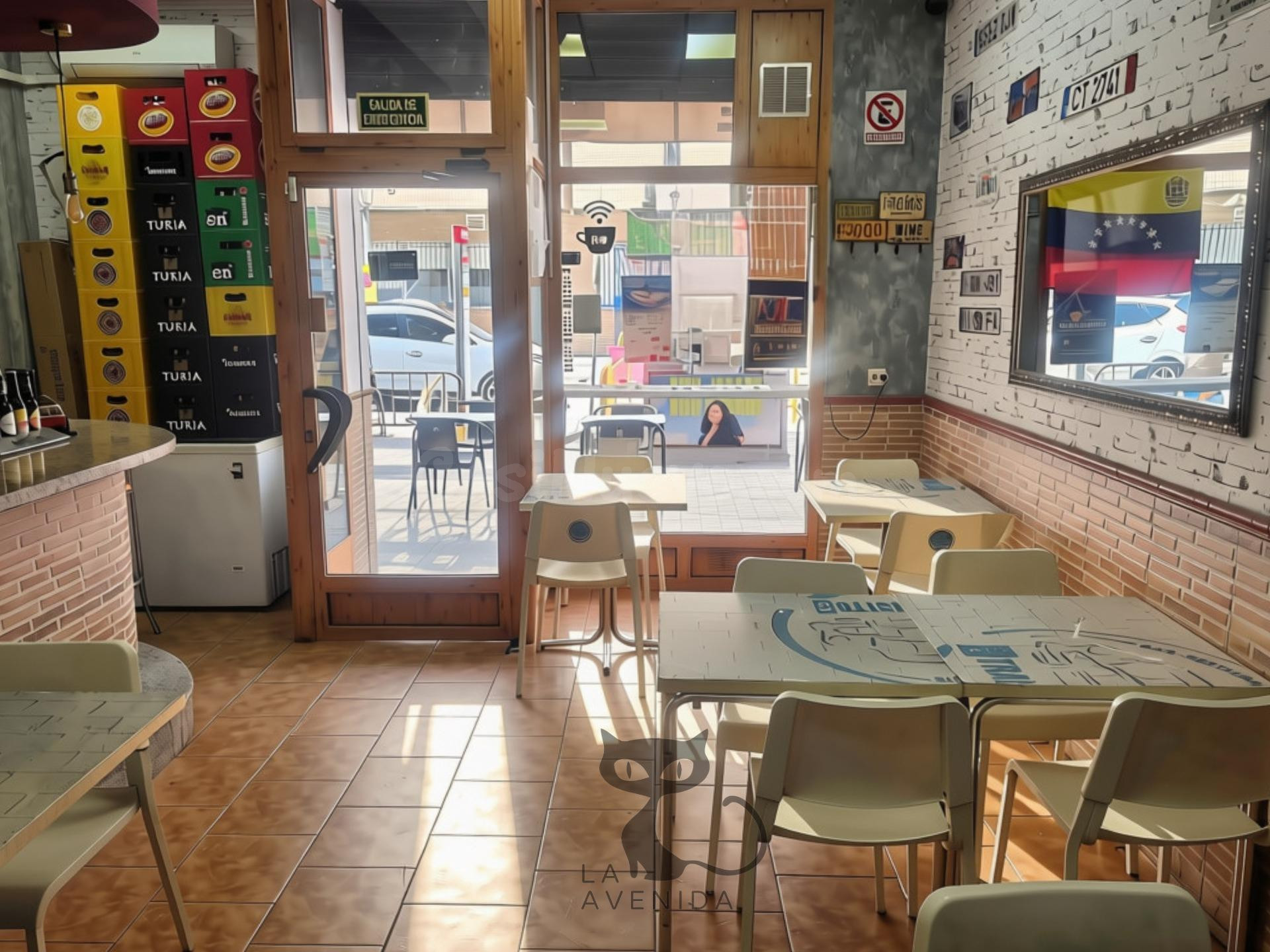 TRASPASO DE BAR EN VALECIA (SALIDA METRO JESUS) - foto 4
