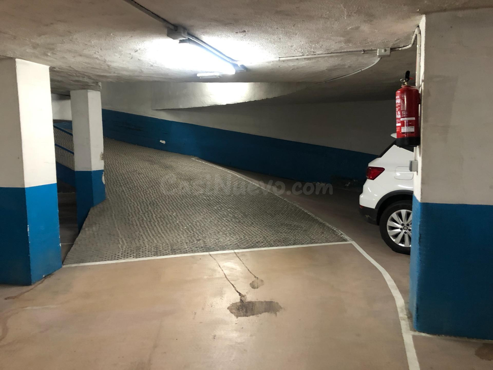 Parking 9m² en venta - Eixample - foto 2