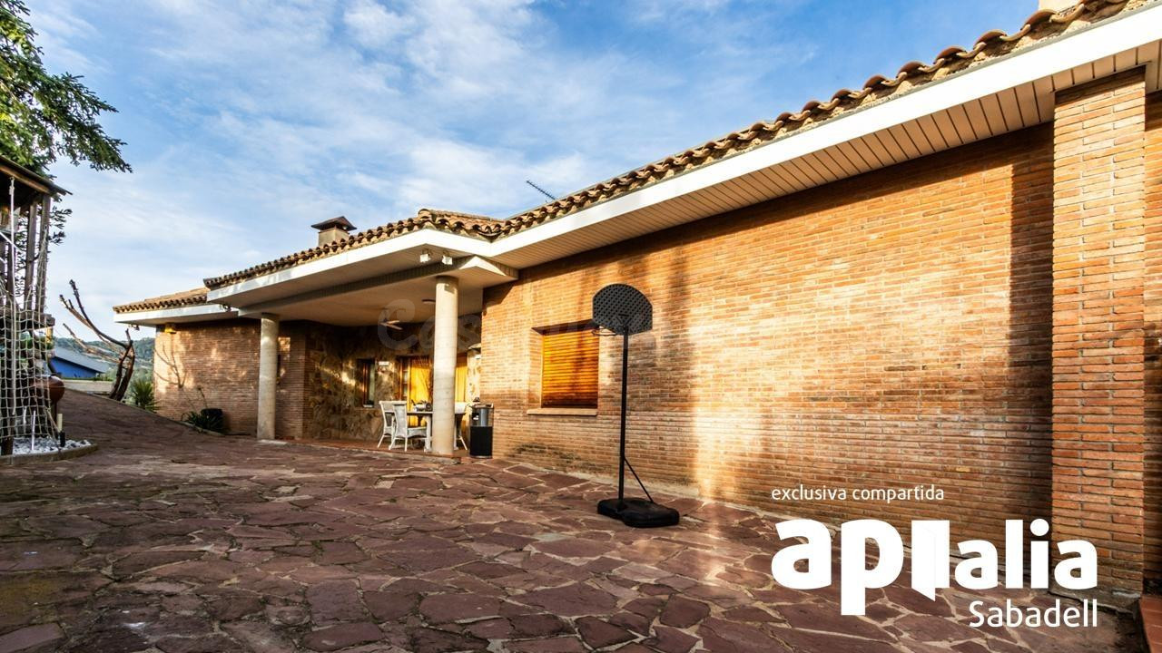 Chalet 6 habitaciones 346m² en venta - SANT FELIU DEL RACÓ - foto 3