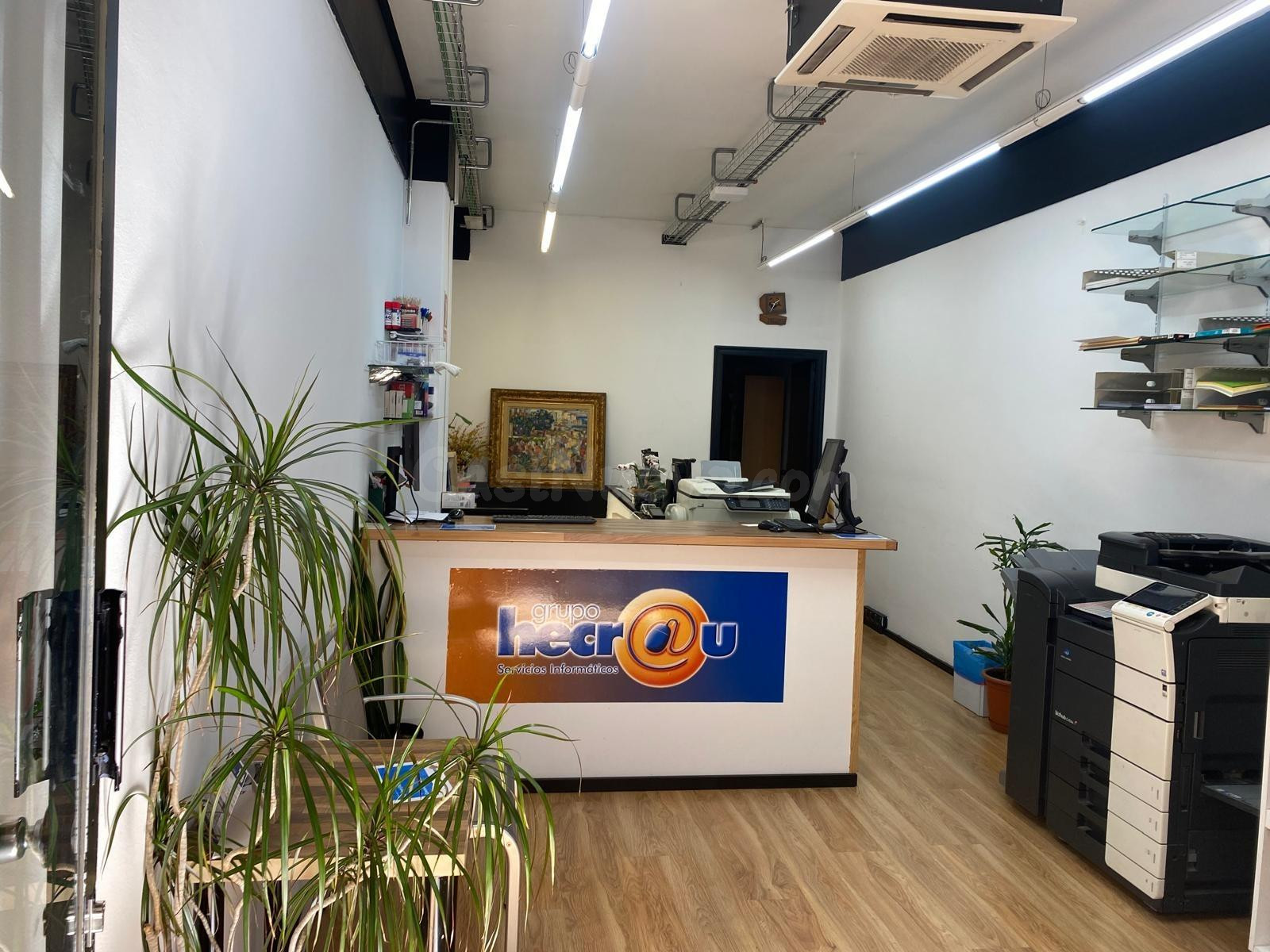 Local comercial 105m² en venta - Vallcarca i els Penitents
