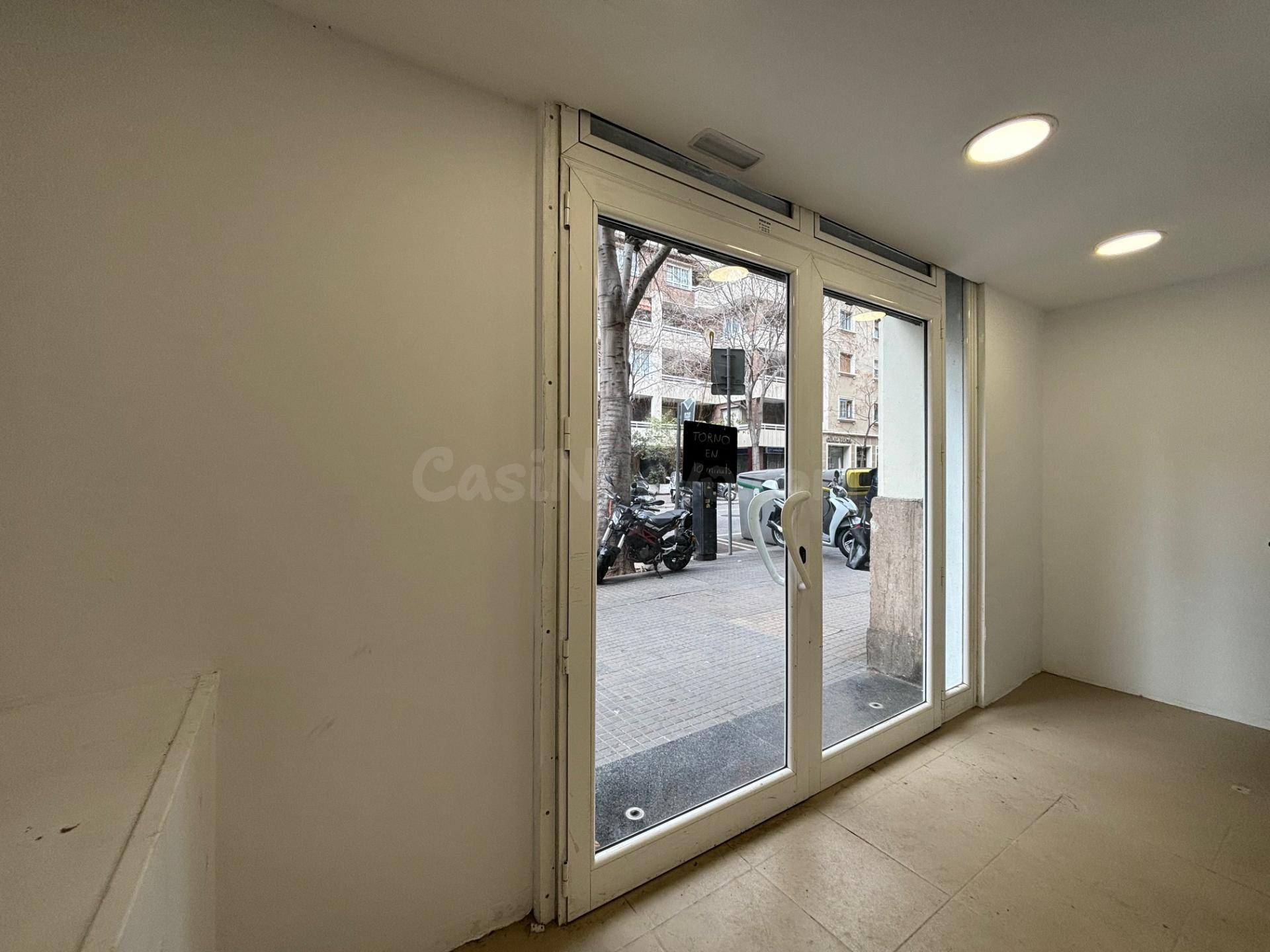 Local comercial 260m² en venta - Turo Park - foto 2