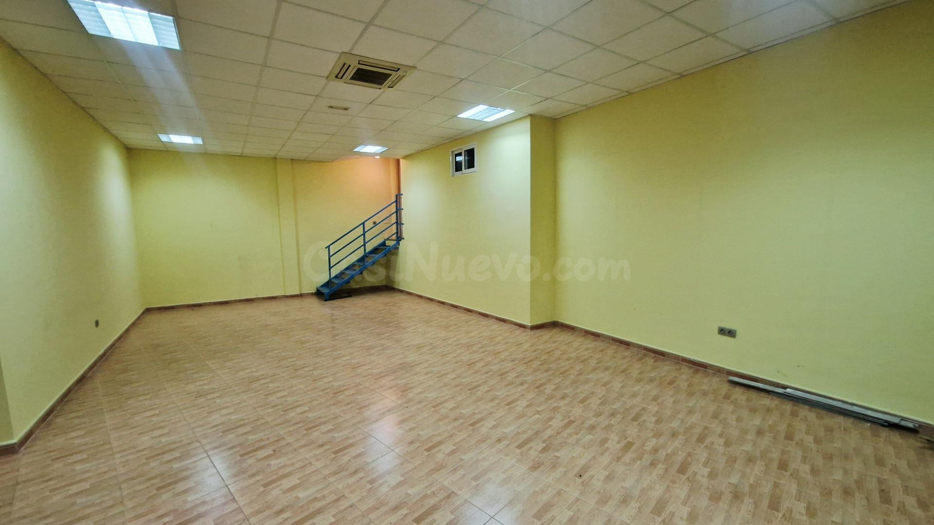 Local comercial 104m² en venta - La Palma - foto 3