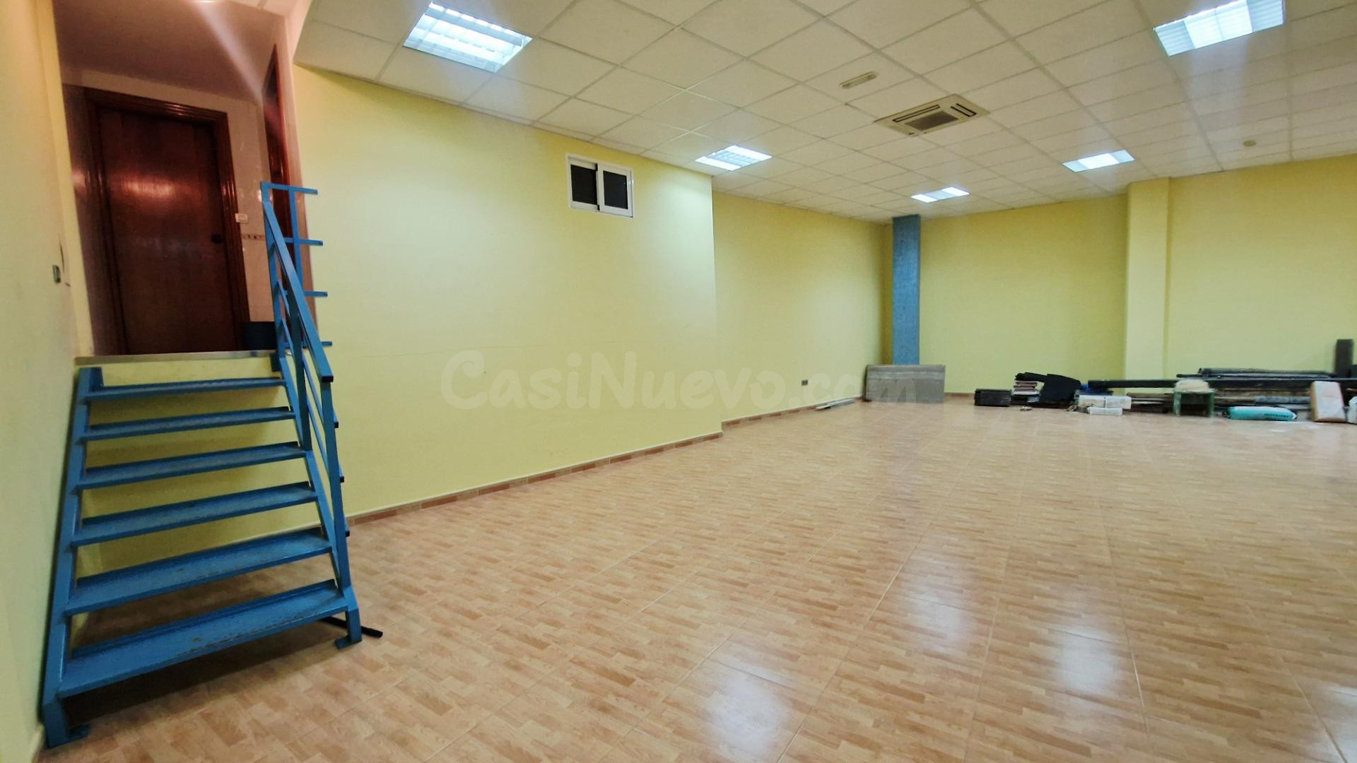 Local comercial 104m² en venta - La Palma - foto 5