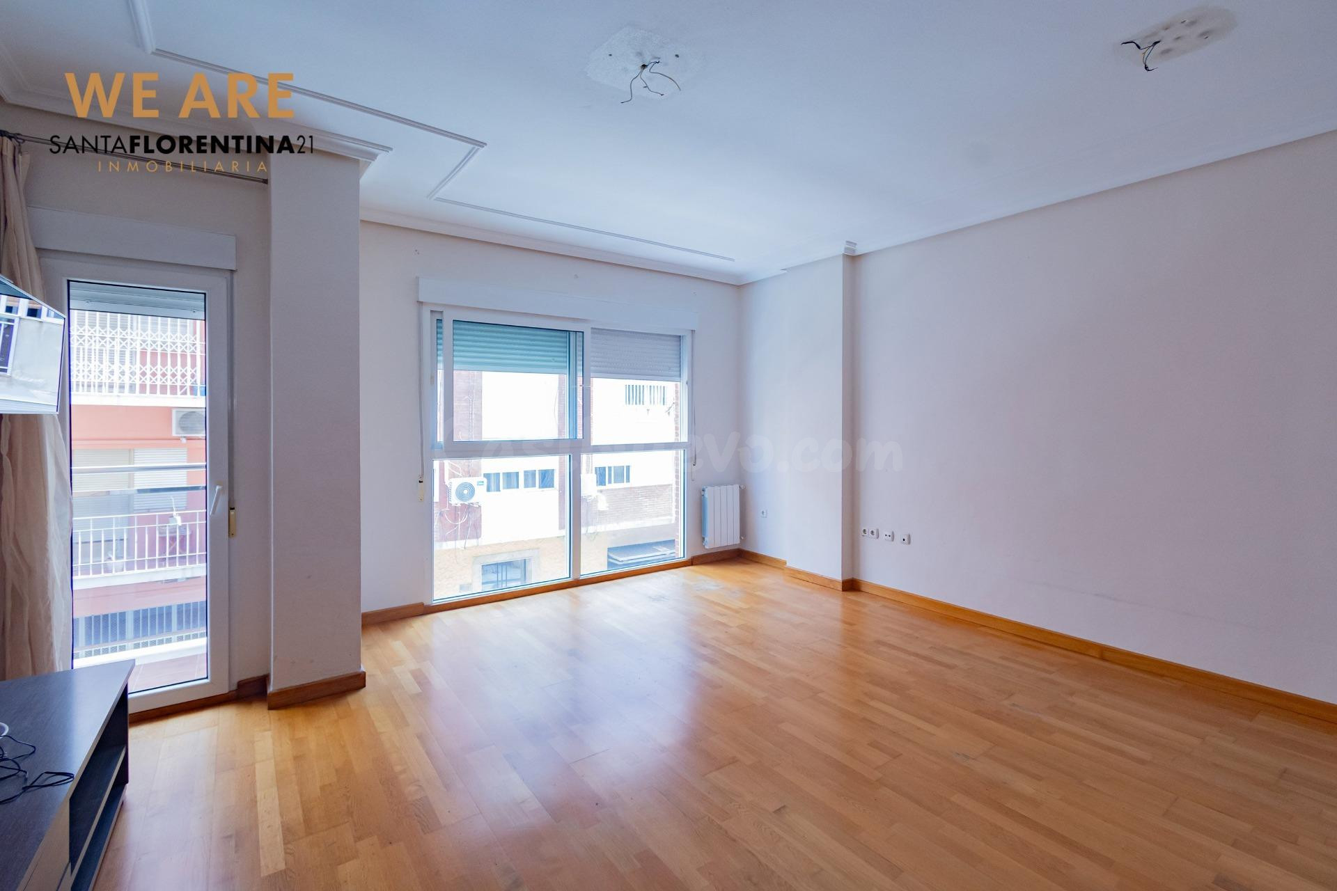 VIVIENDA EN VENTA JUNTO AL PASEO ALFONSO XIII....!!!!! - foto 2