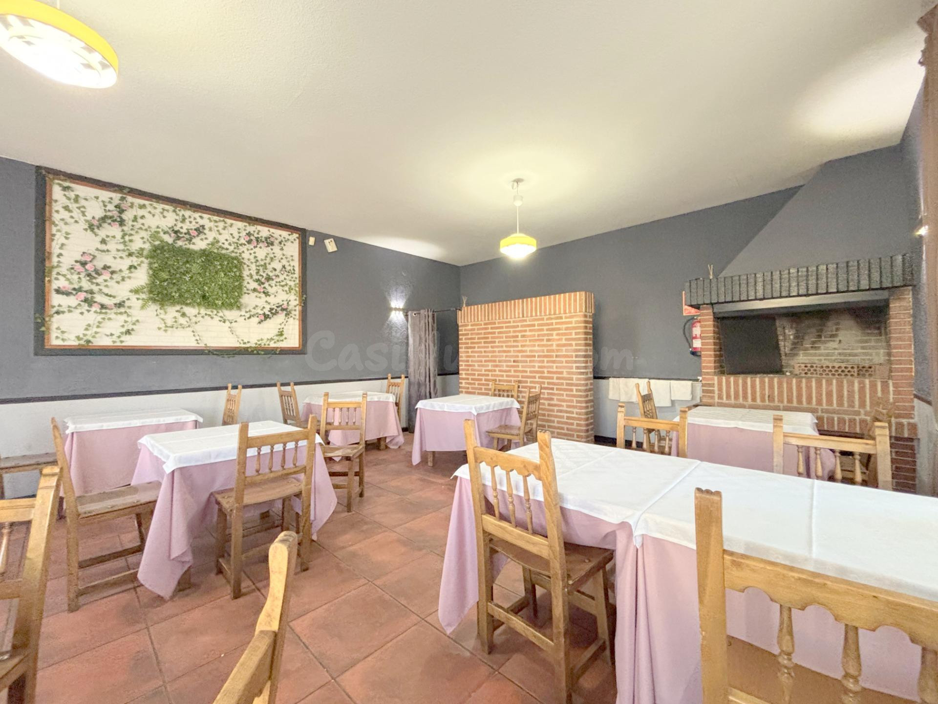 Oportunidad unica, amplio inmueble en venta con potencial residencial - foto 3