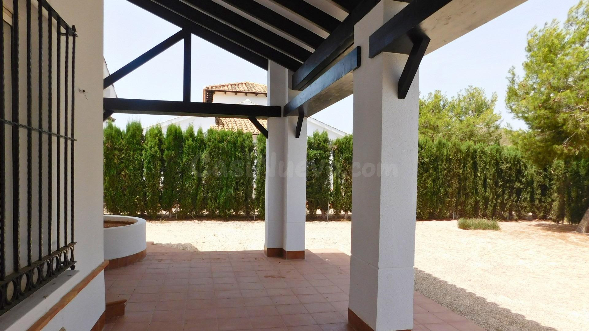 Villa clasica llave en mano de 3 dormitorios en paraje natur - foto 3
