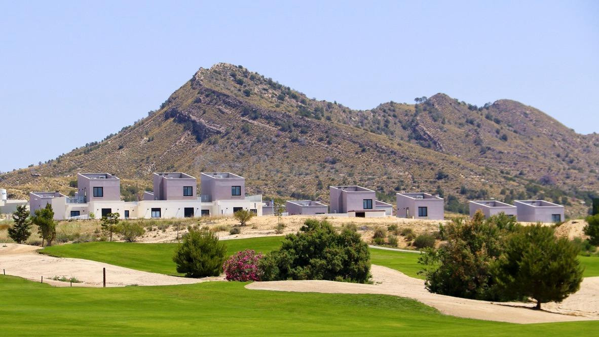 Preciosa casa adosada bien diseñada, en campo de golf, cerca - foto 5