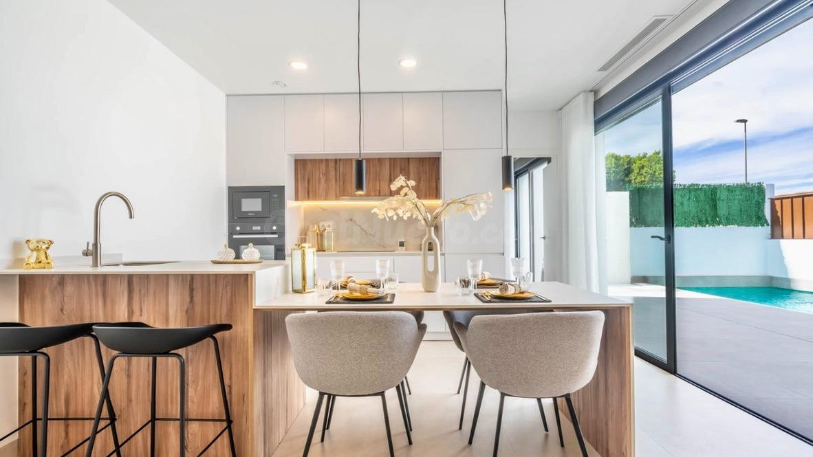 Villa de Lujo 3 habitaciones 100m² en venta - ROLDÁN - foto 2