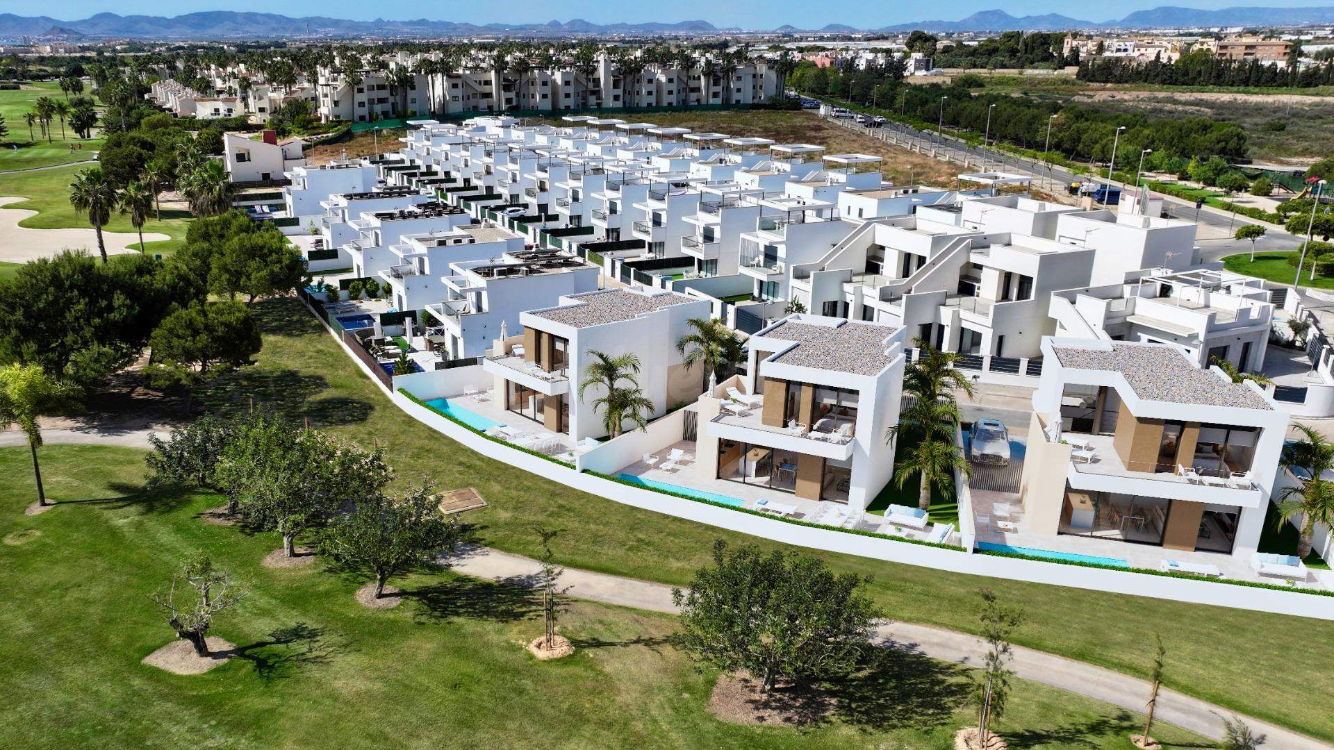 Muy bonito 3 dormitorios, 3 baños villa con piscina privada y solarium en Roda Golf